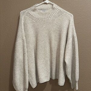 Old Navy Cream Knit Pullover